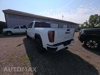2026 GMC Sierra 2500HD AT4 Crew Cab Medium Bed - miniatura 2