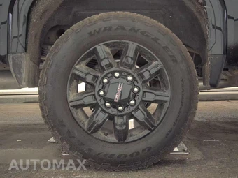 2026 GMC Sierra 2500HD AT4 Crew Cab Medium Bed - miniatura 11