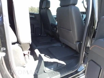 2026 GMC Sierra 2500HD AT4 Crew Cab Medium Bed - miniatura 12