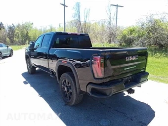2026 GMC Sierra 2500HD AT4 Crew Cab Medium Bed - miniatura 2