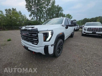2026 GMC Sierra 2500HD AT4 Crew Cab Medium Bed