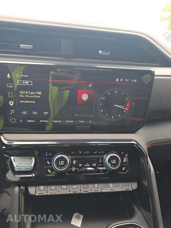 2026 GMC Sierra 2500HD AT4 Crew Cab Medium Bed - miniatura 10