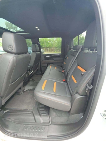2026 GMC Sierra 2500HD AT4 Crew Cab Medium Bed - miniatura 13