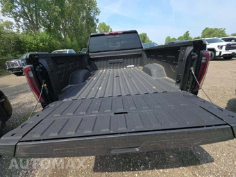 2026 GMC Sierra 2500HD AT4 Crew Cab Medium Bed - miniatura 14