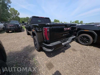 2026 GMC Sierra 2500HD AT4 Crew Cab Medium Bed - miniatura 2