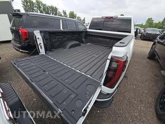 2026 GMC Sierra 2500HD AT4 Crew Cab Medium Bed - miniatura 14