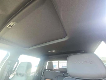 2026 GMC Sierra 2500HD AT4 Crew Cab Medium Bed - miniatura 11