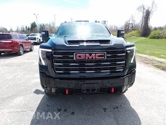 2026 GMC Sierra 2500HD AT4 Crew Cab Medium Bed - miniatura 7