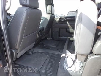 2026 GMC Sierra 2500HD AT4 Crew Cab Medium Bed - miniatura 12