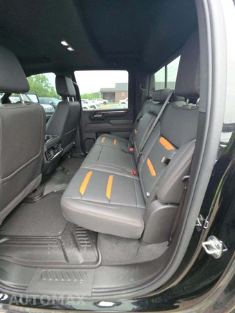 2026 GMC Sierra 2500HD AT4 Crew Cab Medium Bed - miniatura 13