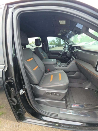 2026 GMC Sierra 2500HD AT4 Crew Cab Medium Bed - miniatura 18
