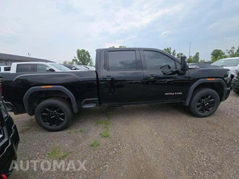 2026 GMC Sierra 2500HD AT4 Crew Cab Medium Bed - miniatura 4