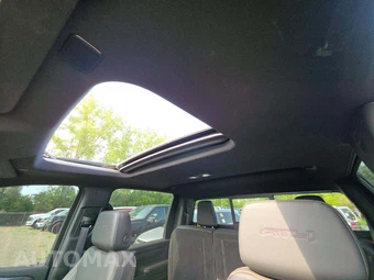 2026 GMC Sierra 2500HD AT4 Crew Cab Medium Bed - miniatura 11
