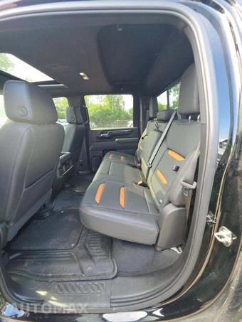 2026 GMC Sierra 2500HD AT4 Crew Cab Medium Bed - miniatura 13