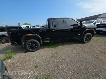 2026 GMC Sierra 2500HD AT4 Crew Cab Medium Bed - miniatura 4