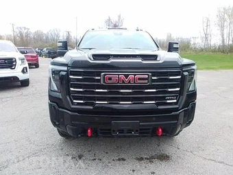 2026 GMC Sierra 2500HD AT4 Crew Cab Medium Bed - miniatura 7