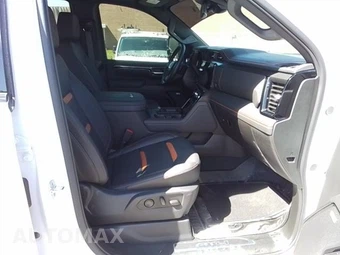2026 GMC Sierra 2500HD AT4 Crew Cab Medium Bed - miniatura 11