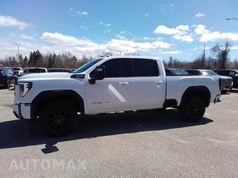 2026 GMC Sierra 2500HD AT4 Crew Cab Medium Bed - miniatura 3