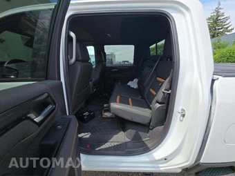 2026 GMC Sierra 2500HD AT4 Crew Cab Medium Bed - miniatura 13