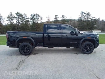 2026 GMC Sierra 2500HD AT4 Crew Cab Medium Bed - miniatura 6