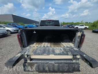 2026 GMC Sierra 2500HD AT4 Crew Cab Medium Bed - miniatura 14