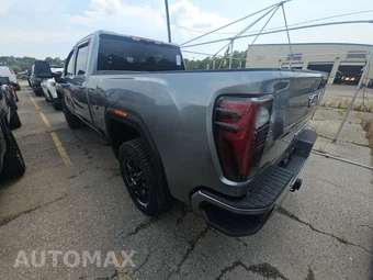 2026 GMC Sierra 2500HD AT4 Crew Cab Medium Bed 4SB - miniatura 6