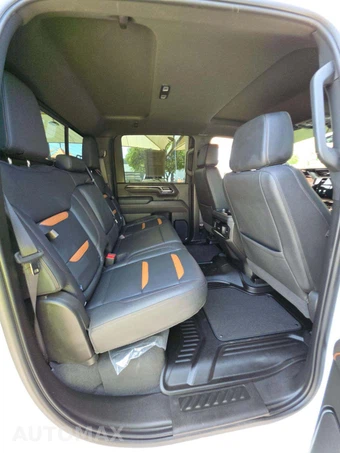 2026 GMC Sierra 2500HD AT4 Crew Cab Medium Bed 4SB - miniatura 16