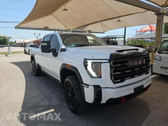 2026 GMC Sierra 2500HD AT4 Crew Cab Medium Bed 4SB - miniatura 4