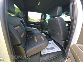 2026 GMC Sierra 2500HD AT4 Crew Cab Medium Bed 4SB - miniatura 16