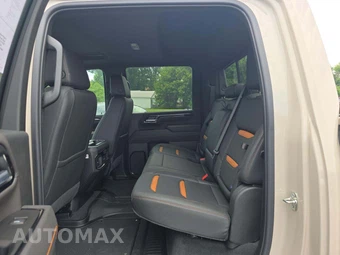 2026 GMC Sierra 2500HD AT4 Crew Cab Medium Bed 4SB - miniatura 10
