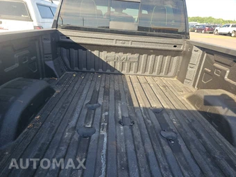 2026 GMC Sierra 2500HD AT4X Crew Cab Medium Bed - miniatura 16
