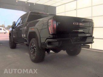 2026 GMC Sierra 2500HD AT4X Crew Cab Medium Bed - miniatura 6