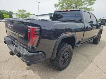 2026 GMC Sierra 2500HD AT4X Crew Cab Medium Bed - miniatura 3