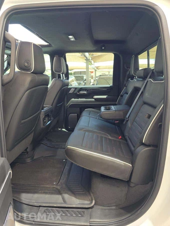 2026 GMC Sierra 2500HD AT4X Crew Cab Medium Bed - miniatura 13