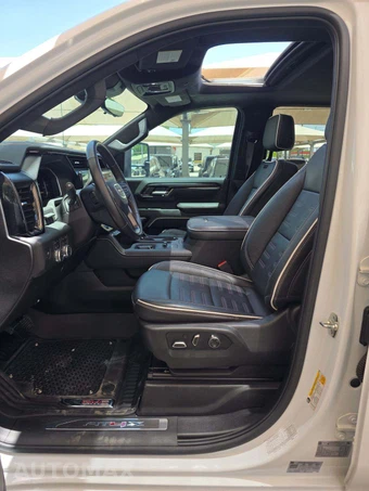 2026 GMC Sierra 2500HD AT4X Crew Cab Medium Bed - miniatura 6