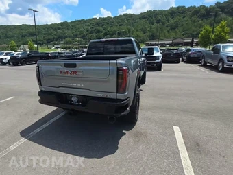 2026 GMC Sierra 2500HD AT4X Crew Cab Medium Bed 4SG