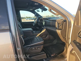 2026 GMC Sierra 2500HD AT4X Crew Cab Medium Bed 4SG - miniatura 8