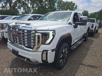 2026 GMC Sierra 2500HD Denali Crew Cab Medium Bed