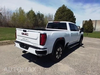 2026 GMC Sierra 2500HD Denali Crew Cab Medium Bed - miniatura 5