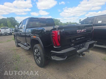 2026 GMC Sierra 2500HD Denali Crew Cab Medium Bed - miniatura 2