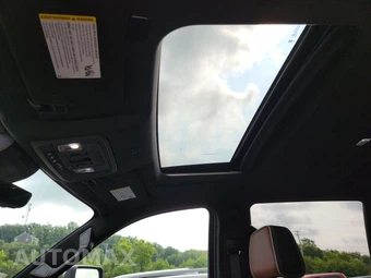 2026 GMC Sierra 2500HD Denali Ultimate Crew Cab Medium Bed - miniatura 20