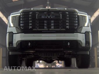2026 GMC Sierra 2500HD Denali Ultimate Crew Cab Medium Bed 5SB - miniatura 3