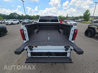 2026 GMC Sierra 2500HD Denali Ultimate Crew Cab Medium Bed 5SB - miniatura 11