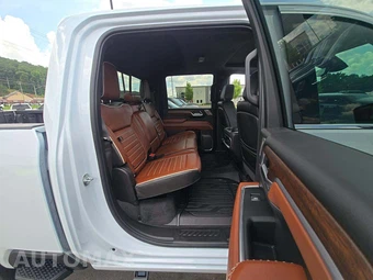 2026 GMC Sierra 2500HD Denali Ultimate Crew Cab Medium Bed 5SB - miniatura 13