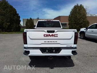 2026 GMC Sierra 3500HD AT4 Crew Cab Medium Bed - miniatura 8