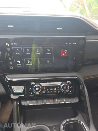 2026 GMC Sierra 3500HD AT4 Crew Cab Medium Bed - miniatura 10