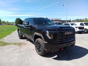 2026 GMC Sierra 3500HD AT4 Crew Cab Medium Bed - miniatura 4