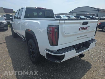 2026 GMC Sierra 3500HD AT4 Crew Cab Medium Bed - miniatura 2