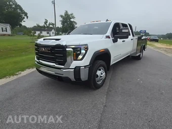 2026 GMC Sierra 3500HD Cab Chassis Pro Crew Cab 1SA DRW