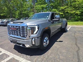2026 GMC Sierra 3500HD Denali Crew Cab Long Bed DRW